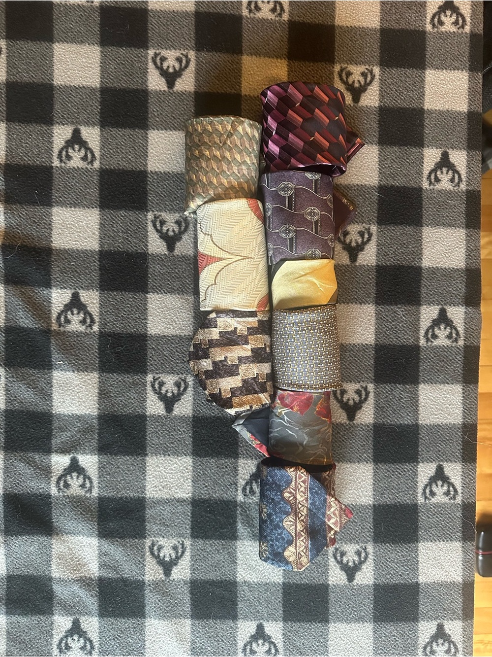10 random designer ties - Picture 4 of 7